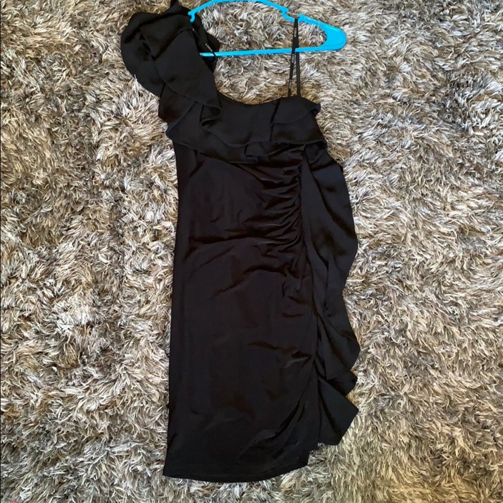 Chiffon one shoulder flowy dress